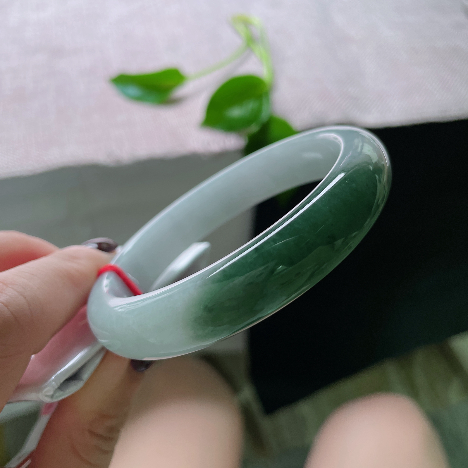 60/13.1/8，油青正圈，大圈口，湖光与山色共存，别有意境..