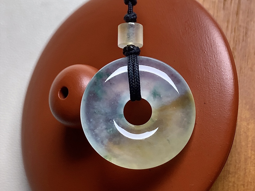 高冰黄翡甜甜圈 色泽金黄漂亮，种水，无裂尺寸20.8*3.7 超值