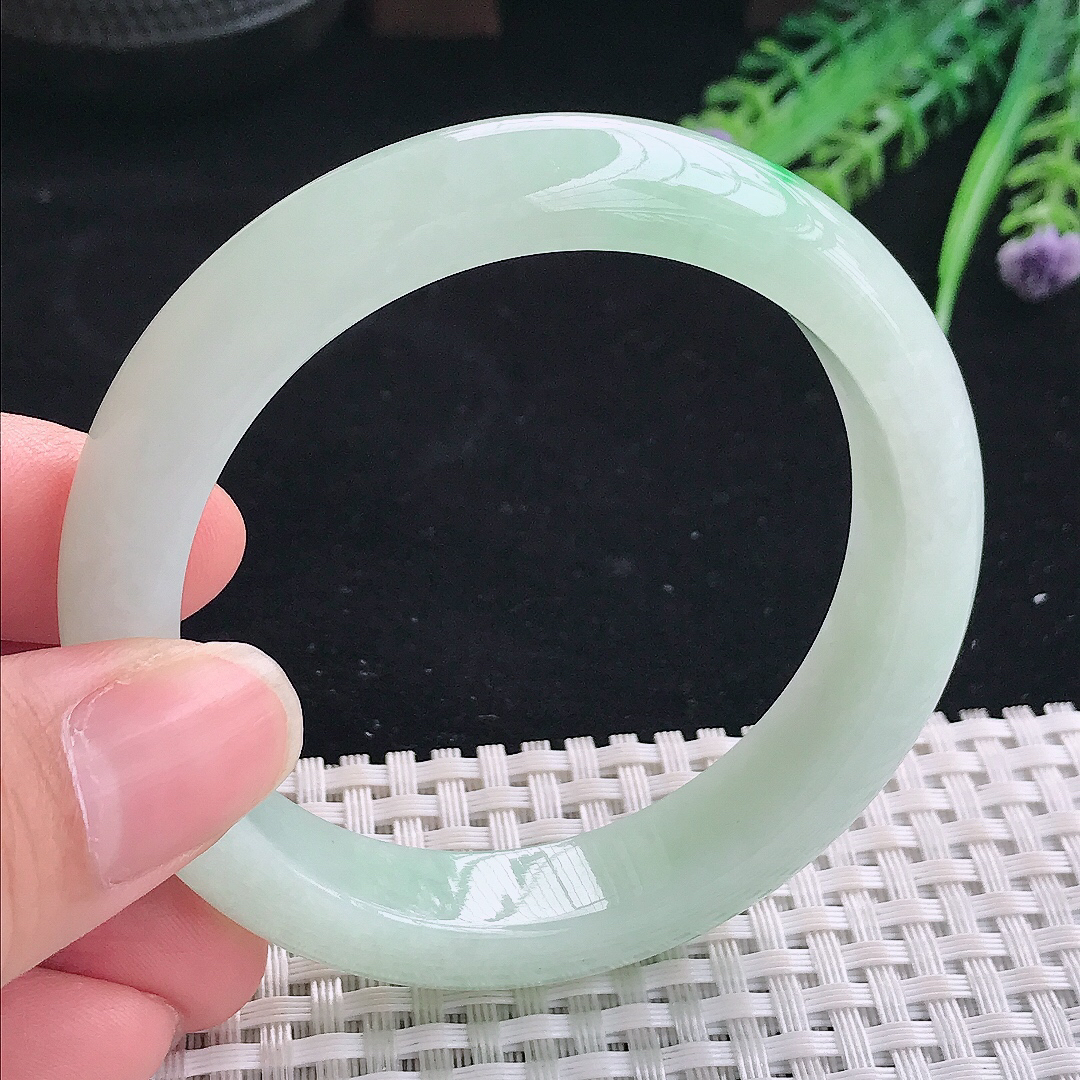 实拍A货翡翠55/12.5/8.3老坑冰润起胶冰晴绿手镯翡翠宽边玉镯平安镯美人镯