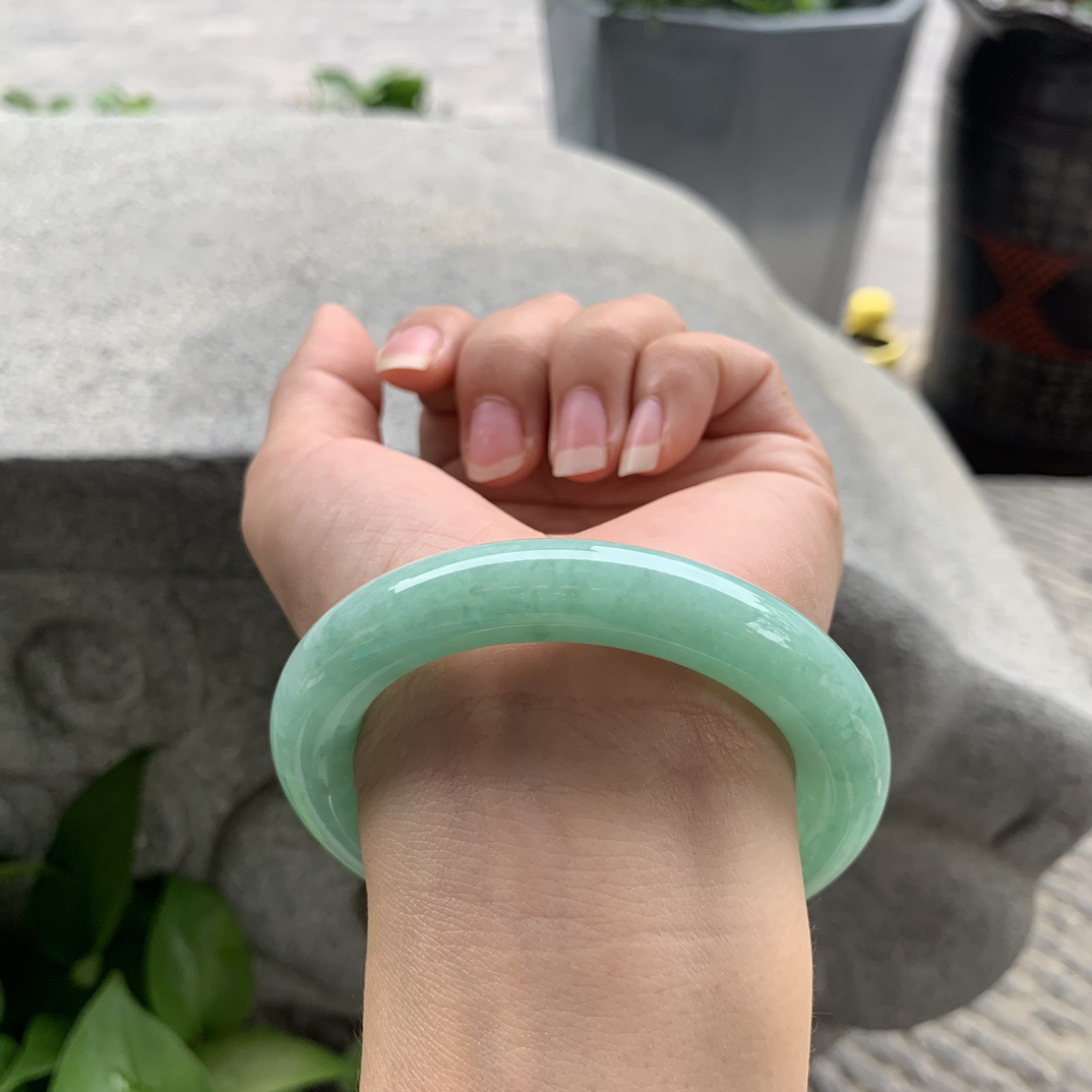 圈口 55-10.9【满绿圆条手镯】圆条55 56可戴