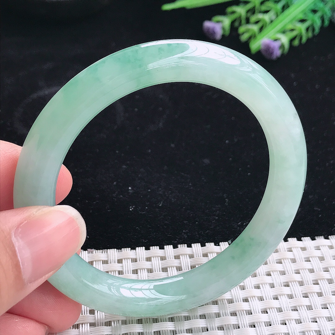 实拍A货翡翠54.5/9.5/9.3老坑冰胶水灵冰飘花圆条手镯翡翠玉镯平安镯美人镯