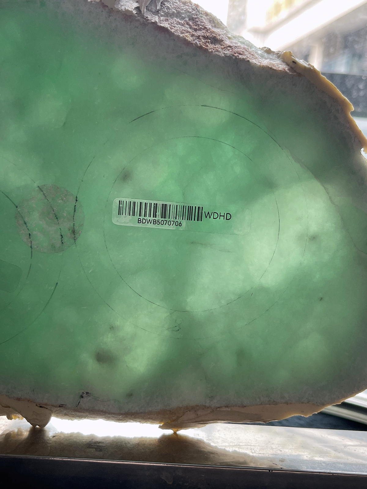 翡翠板料，⭕️正圈最大做68，圆条最大做64