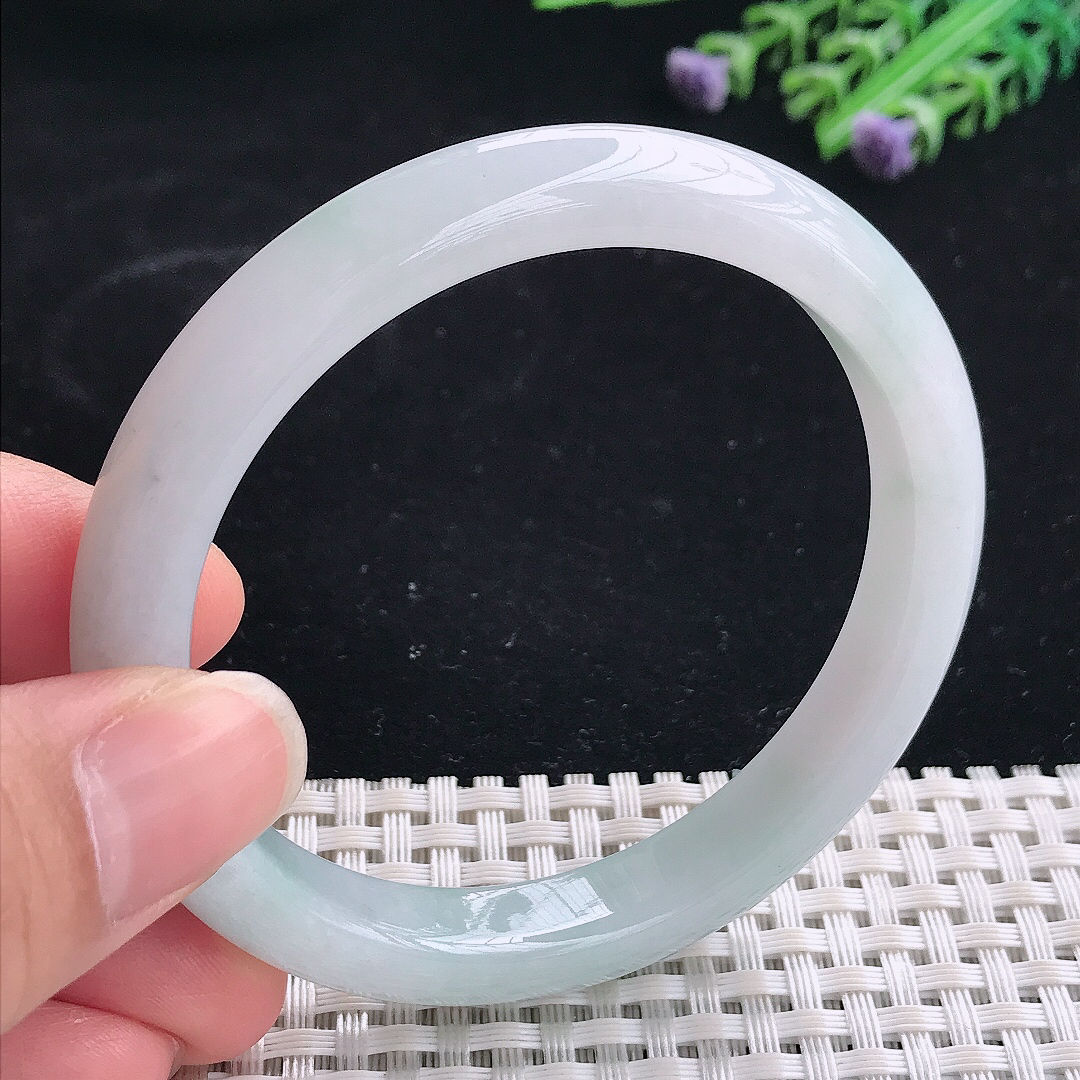 实拍A货翡翠56.5/9.8/7.8老坑秀气冰润手镯翡翠宽边玉镯平安镯美人镯