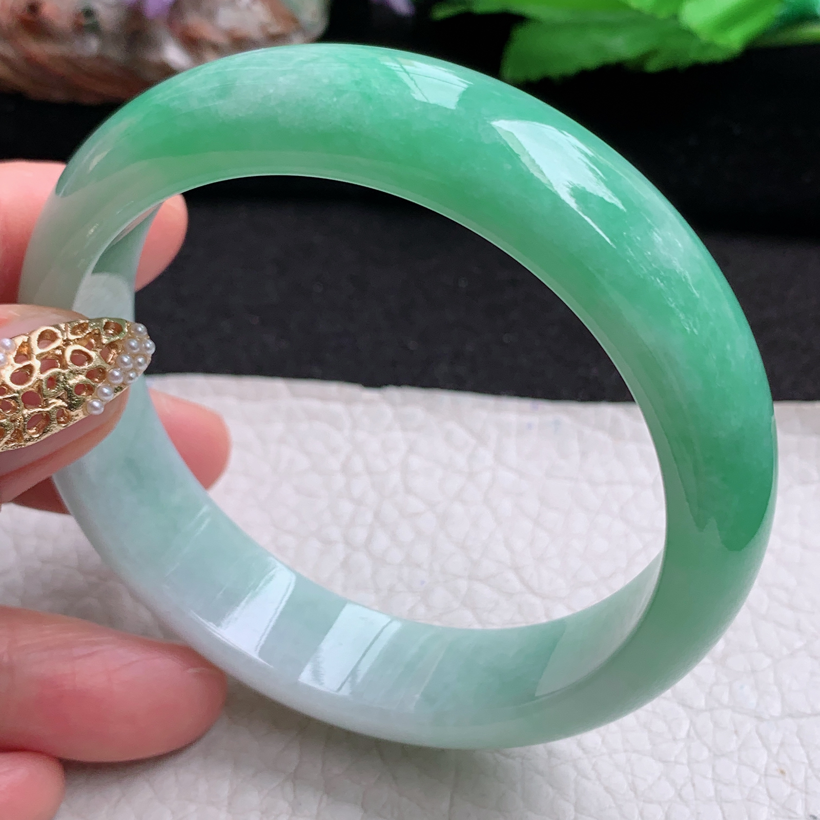 js实拍58.5*15.3*8招财镯 天然缅甸翡翠a货手镯半山水正圈玉镯子