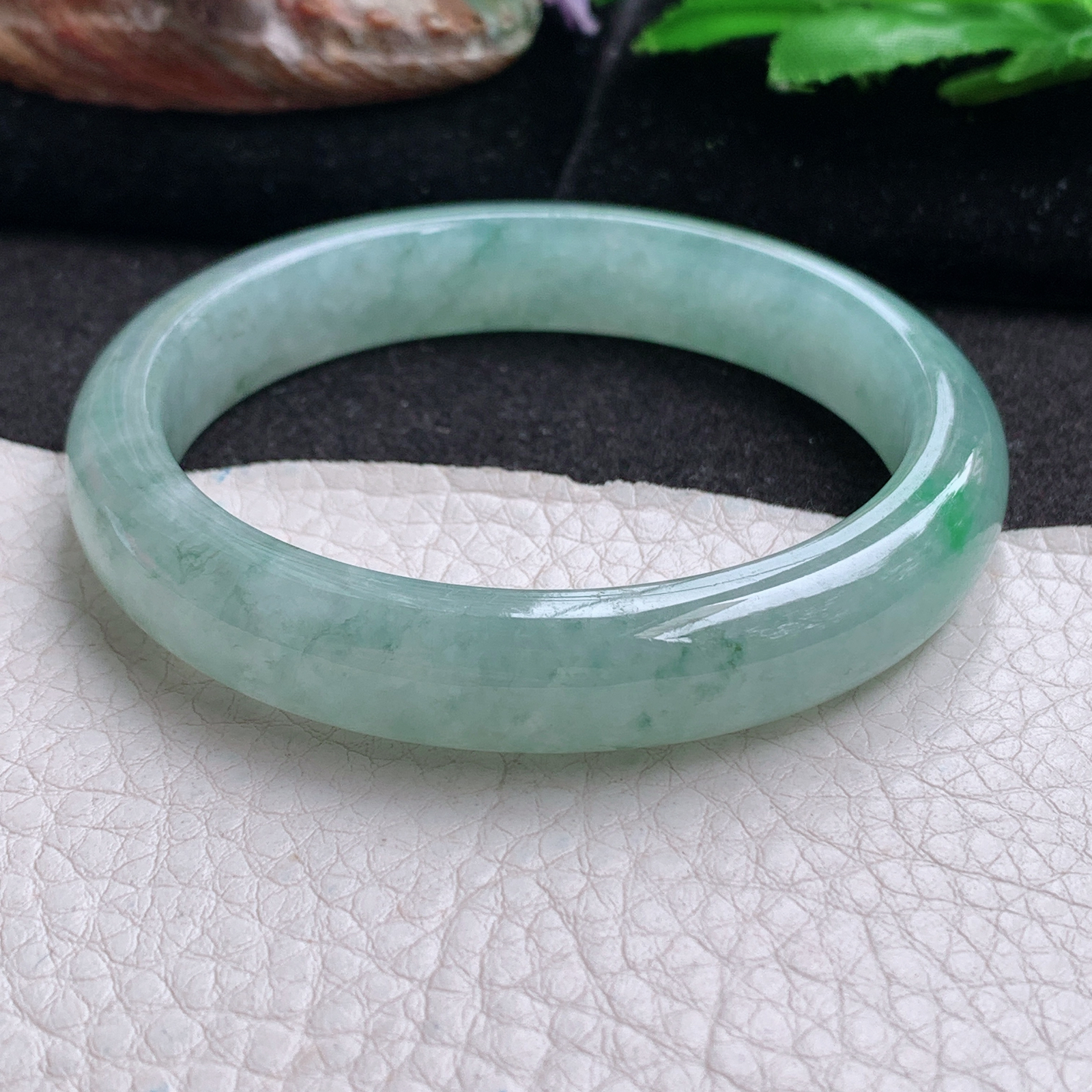 zjf实拍56*11.3*7.5平安镯 天然缅甸翡翠a货手镯冰润飘绿花正圈玉镯子