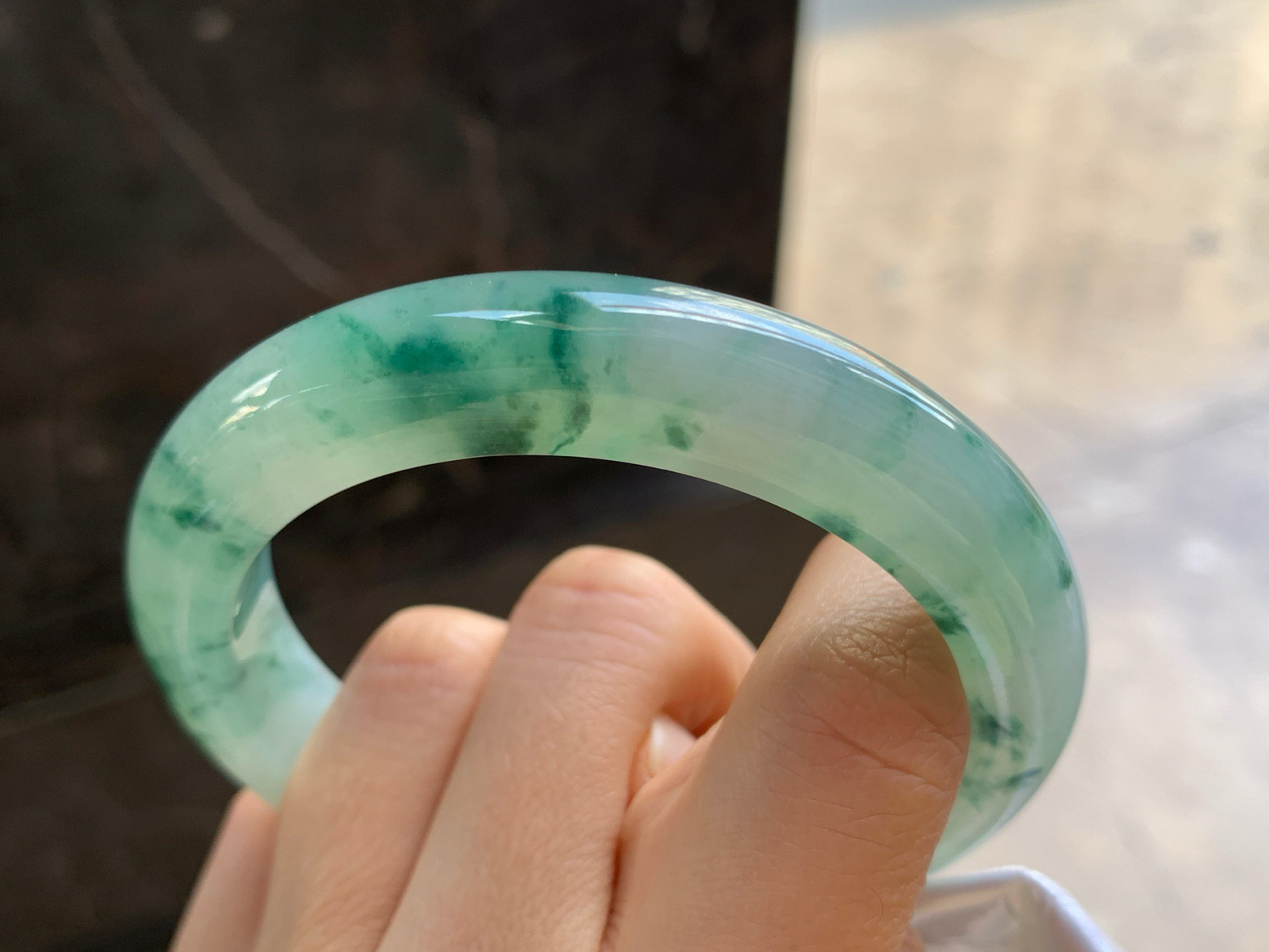 58.5-12.9-9.7

绿花手镯^_^大圈 飘花灵韵