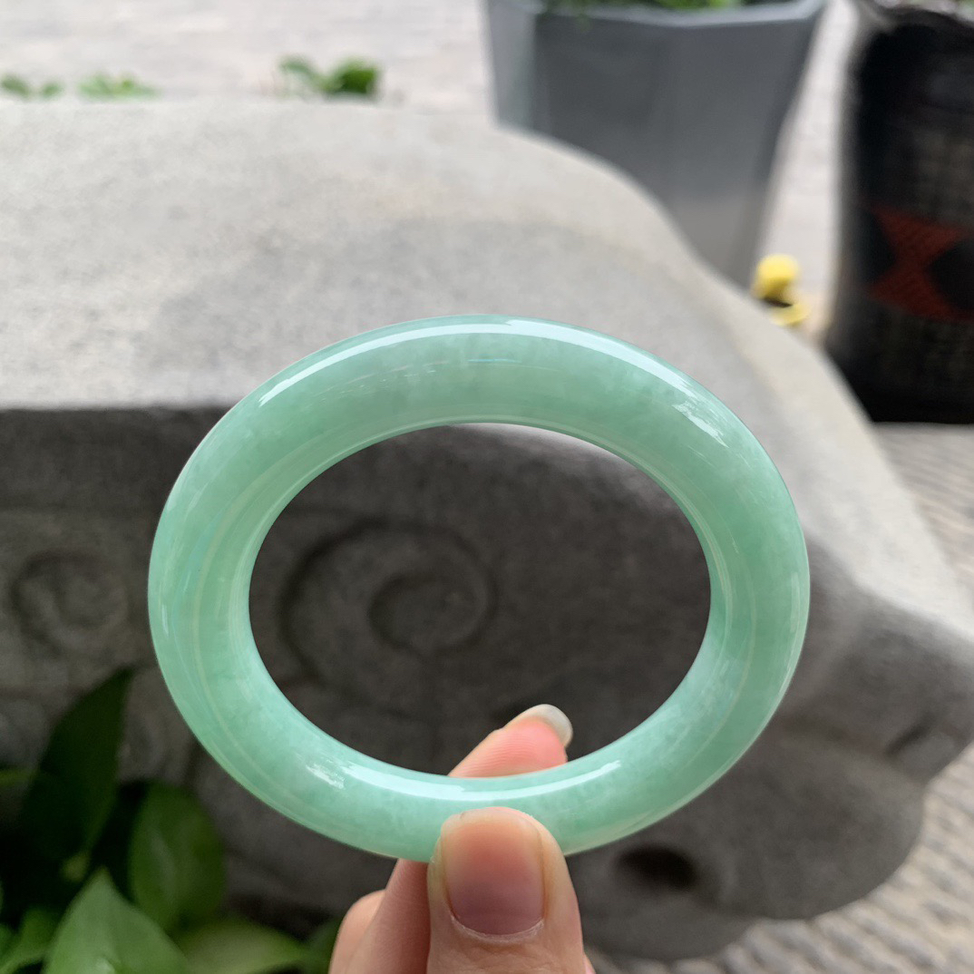 圈口 55-10.9【满绿圆条手镯】圆条55 56可戴