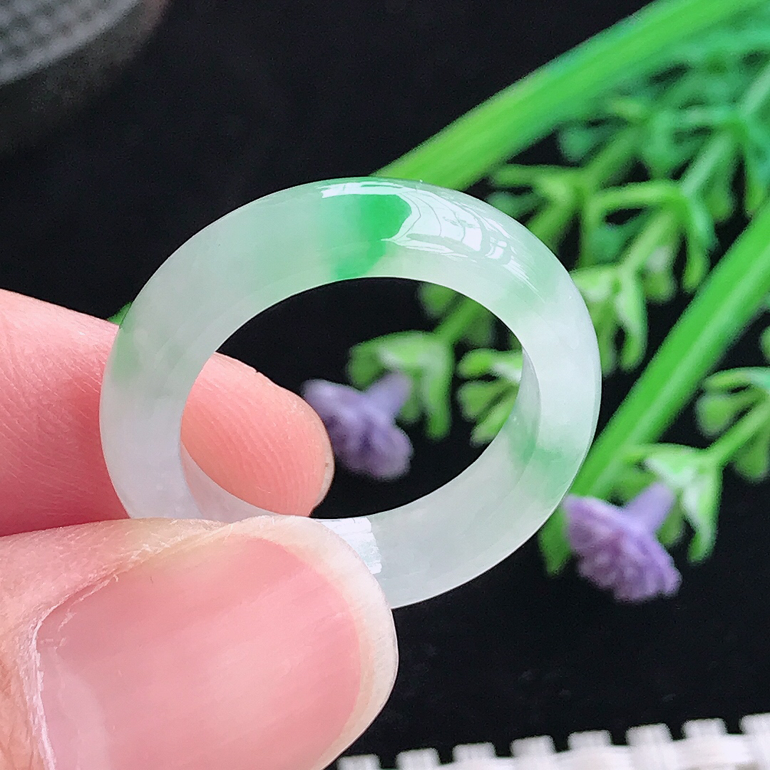 实拍A货翡翠18.3/5.8/4老坑冰胶水灵冰阳绿指环戒指女款