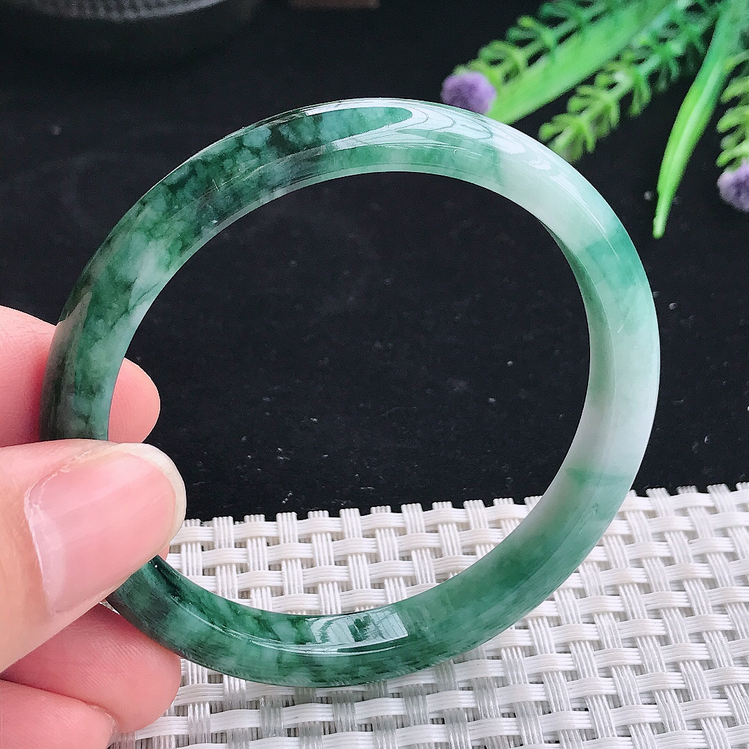 实拍A货翡翠55.5/8.5/6.6老坑精美温润飘花手镯翡翠宽边玉镯平安镯美人镯
