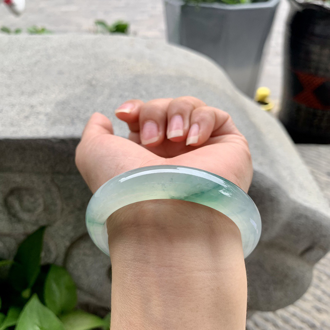 圈口55.2-12.4-8.4 【冰种飘绿正圈手镯】正圈55 56可戴
