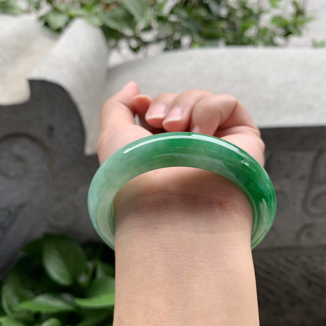小圈口52.3-11.5-9.3 【辣绿正圈手镯】正圈52 53可戴