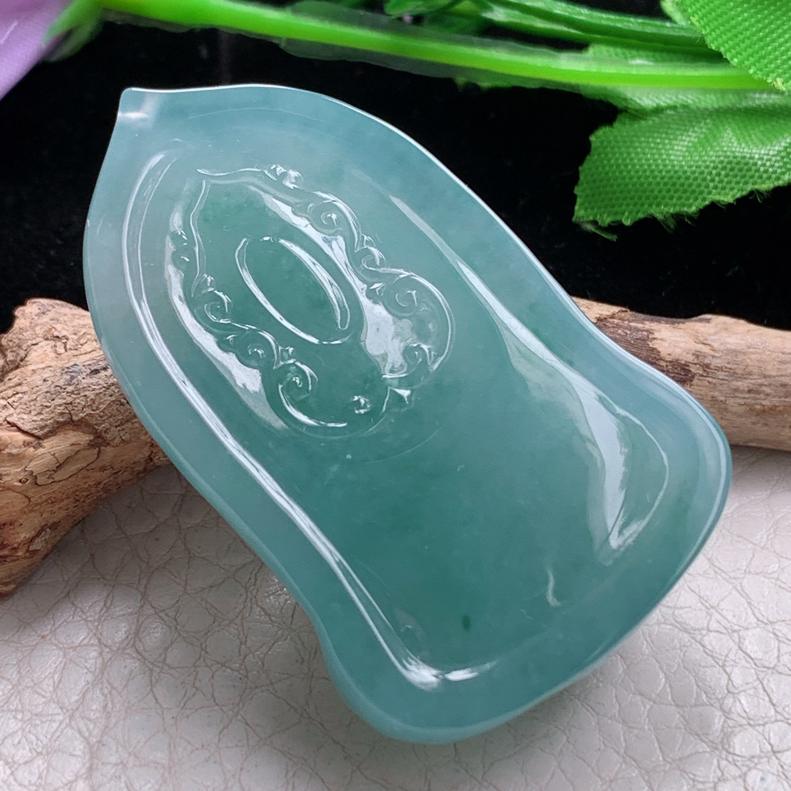 lz实拍52.5*32.3*13天然缅甸翡翠冰蓝持瓶观音 玉观音玉吊坠 玉挂件