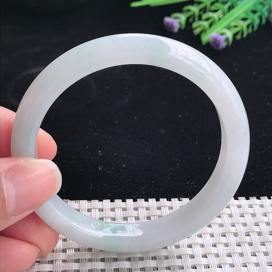 实拍A货翡翠56.5/9.8/7.8老坑秀气冰润手镯翡翠宽边玉镯平安镯美人镯