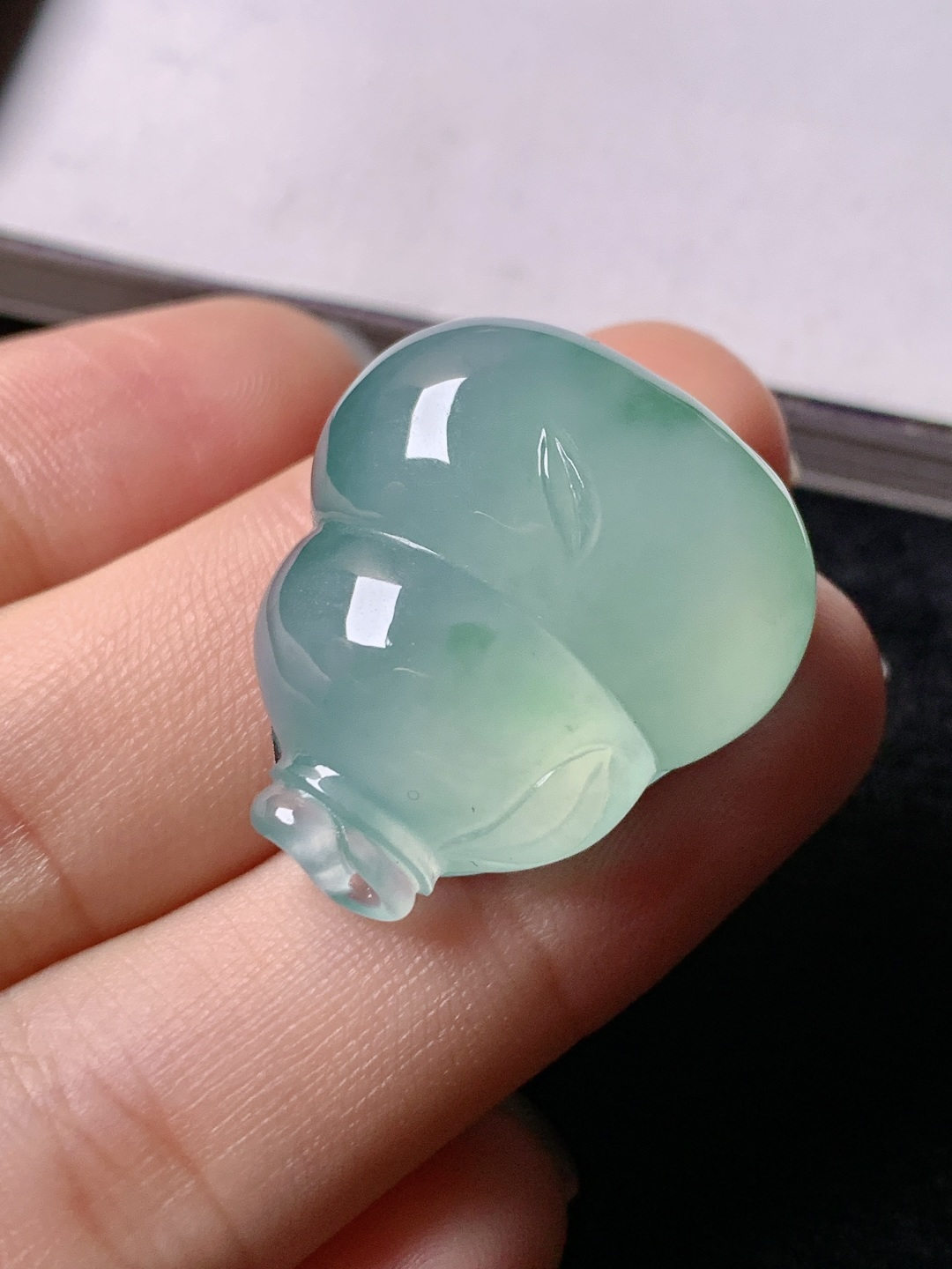 飘花葫芦 色泽浓艳 0413尺寸24.7*21.7*9.3