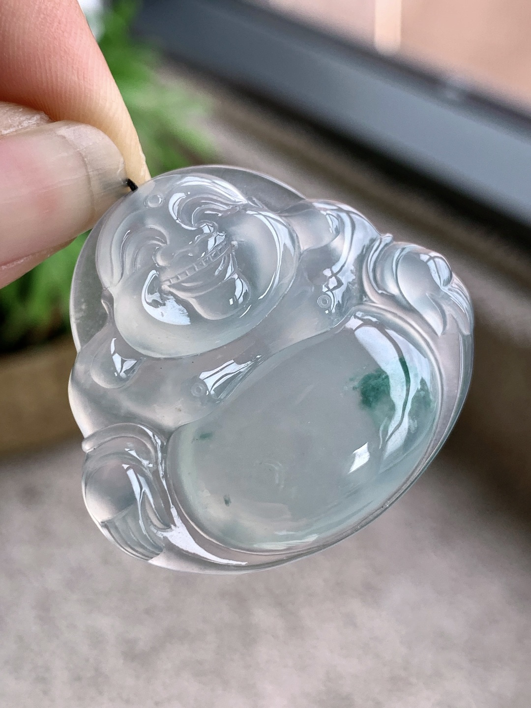 玻璃种佛公飘花佛公吊坠【说明】缅料 无裂 性比高 【尺寸】36-38.2-6.6 【重量】14.1克