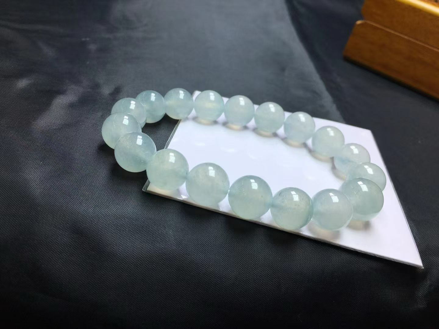 冰种手串，卡11.9～11.5mm，18颗，种好，玉质细腻，均匀，通透，颗颗精选，实物更美