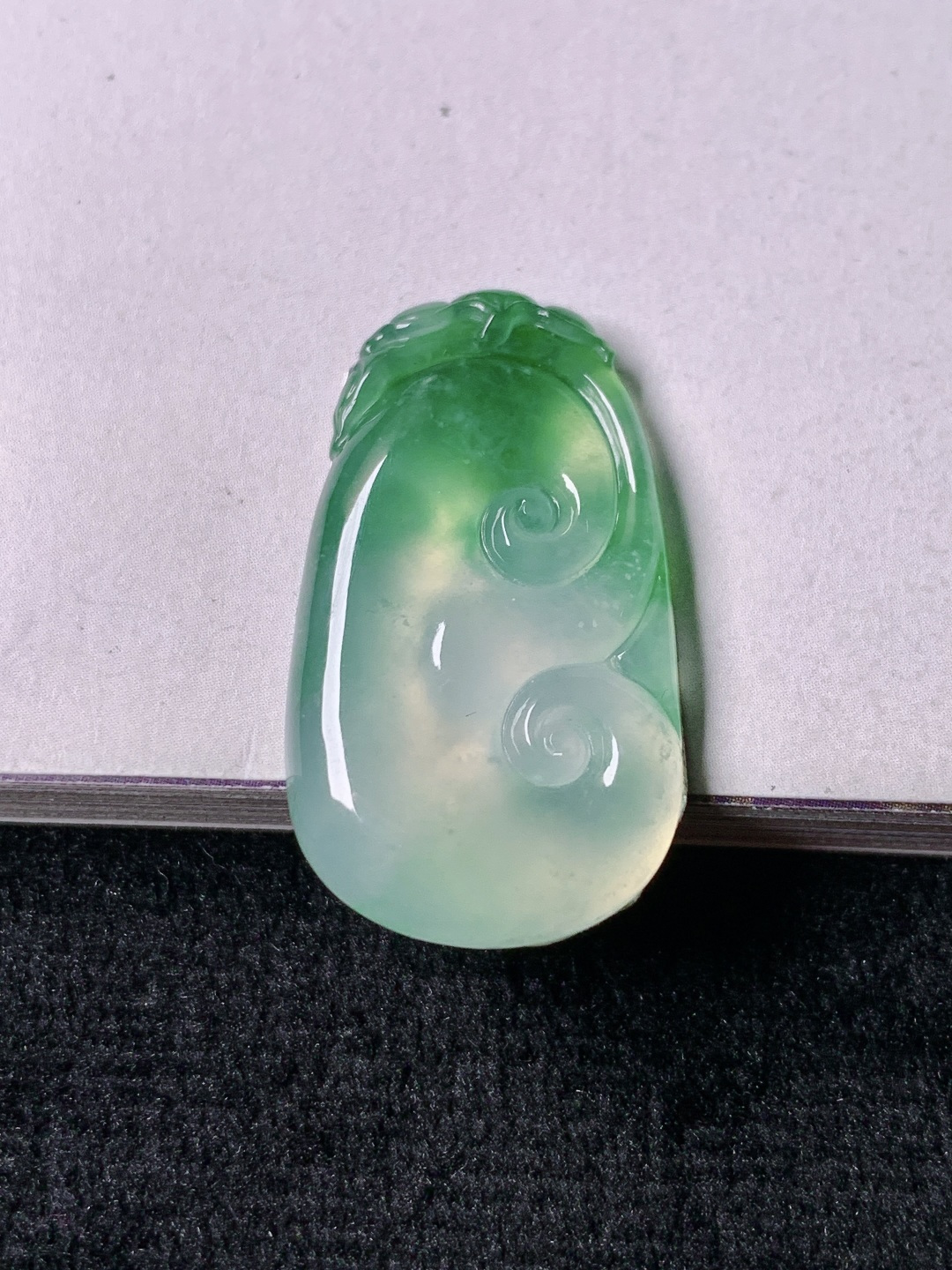 ️冰飘花如意  ，色泽浓艳 0413尺寸27.7*16.1*3.6