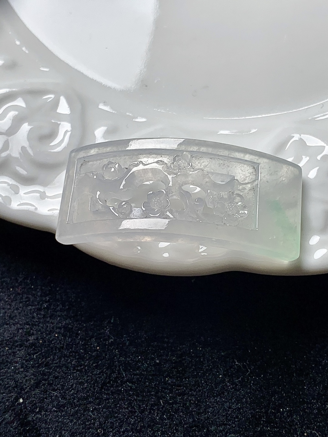 高冰飘绿喜上眉梢，水润种老，0413尺寸37.2*15.7*4.3