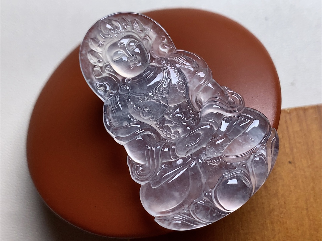 玻璃种度母 冰透感十足，雕工精湛，无裂，尺寸42.2*27.6*5