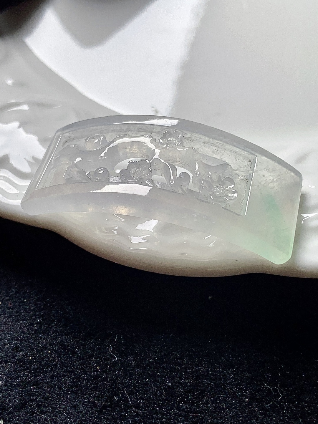 高冰飘绿喜上眉梢，水润种老，0413尺寸37.2*15.7*4.3