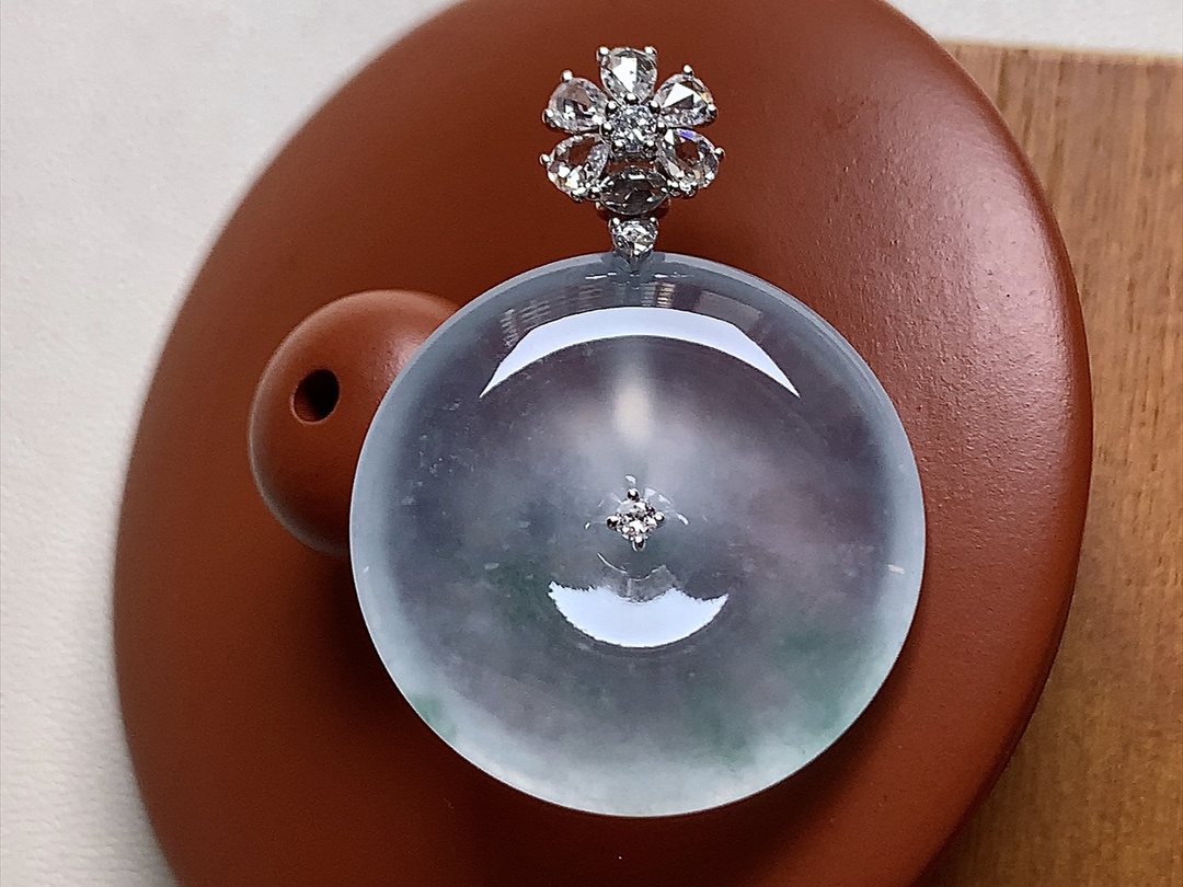 玻璃种飘花怀古 18K，品质，飘花素雅，无裂，尺寸32*23.5*5