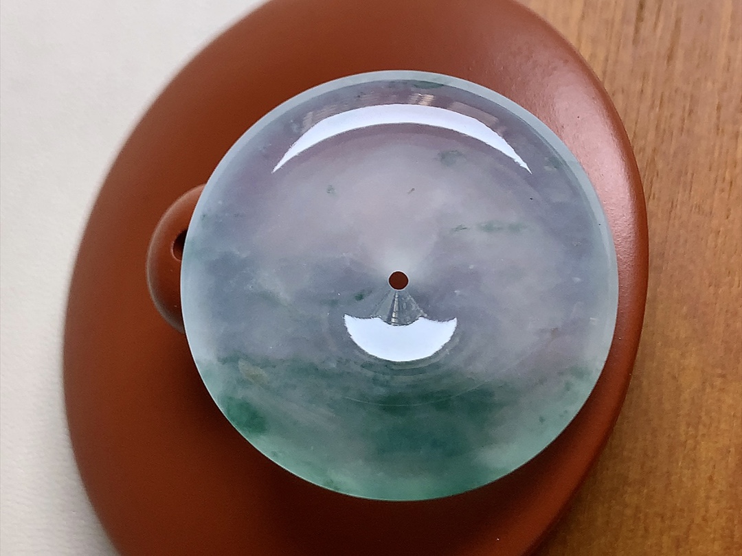 高冰飘花怀古 飘花色泽漂亮，种水，无裂，尺寸29.8*6