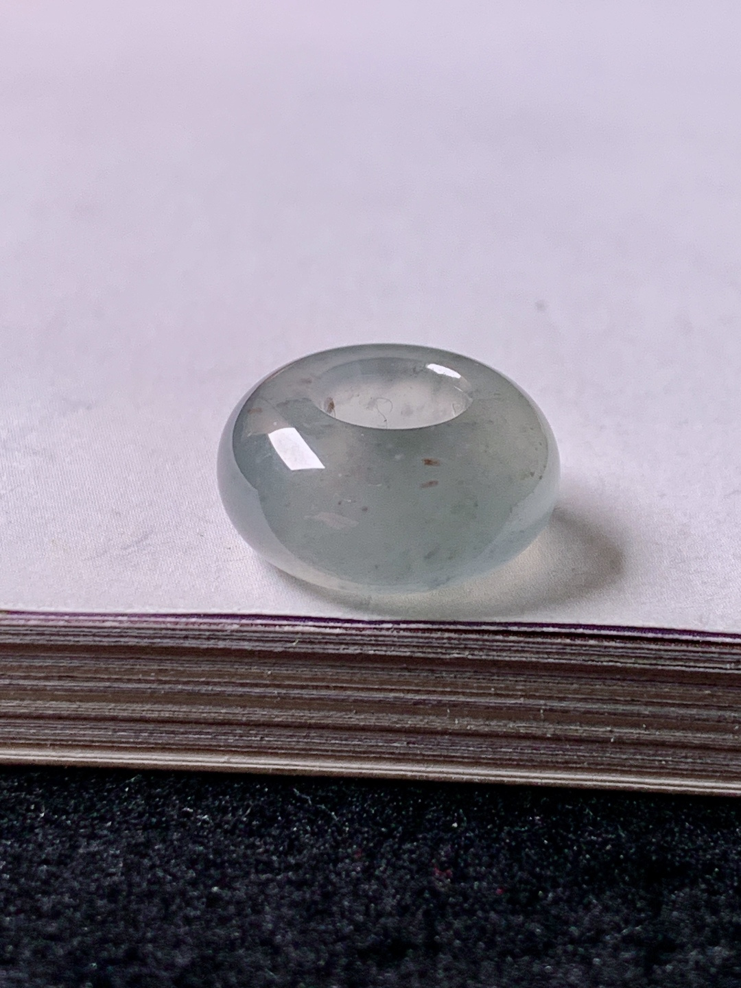 黑冰圆圈，色泽浓艳，0413尺寸13.8*6.6