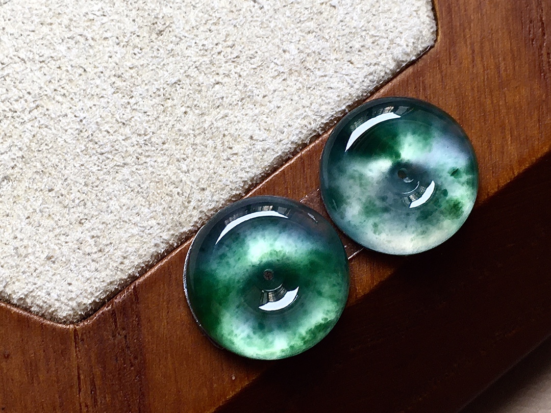 玻璃种绿花平安扣一对 飘花色泽漂亮，无裂尺寸12.4*3 超值