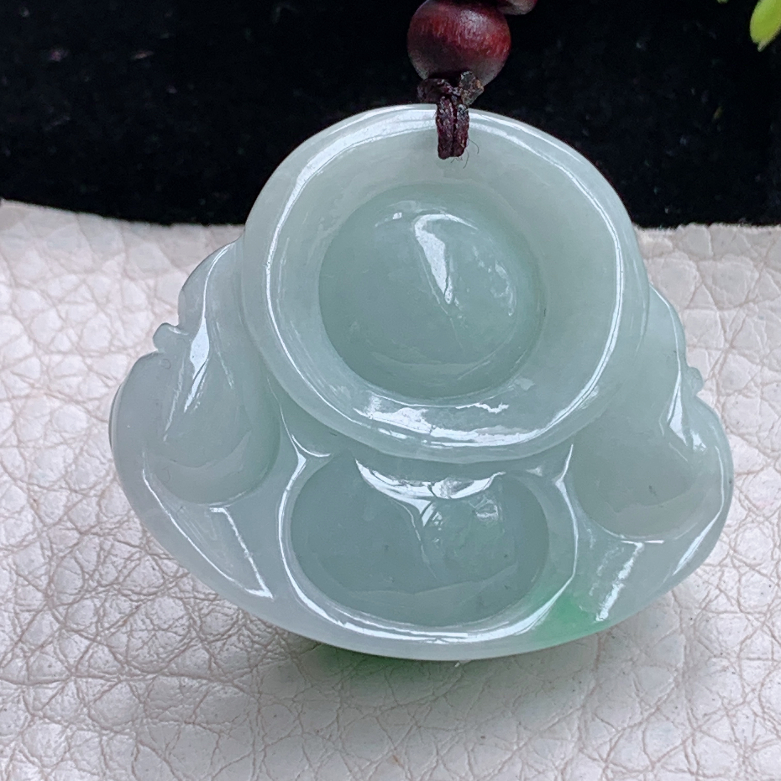 zen实拍34*39*12.8缅甸翡翠飘阳绿佛公吊坠大肚弥勒佛像项坠白底青