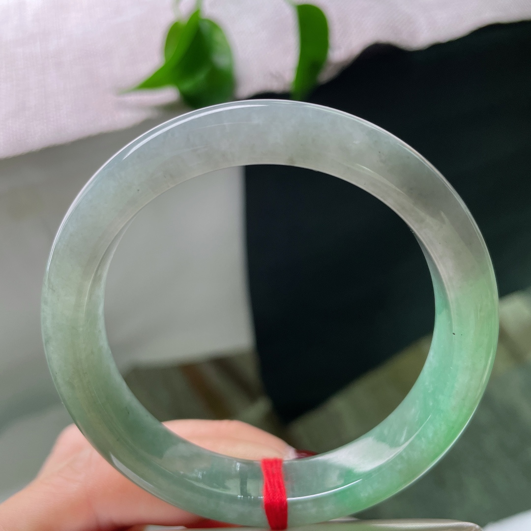 56.5/12/8.4绿底正圈，一念起，万水千山；一念灭，沧海桑田。无裂，ss50725a