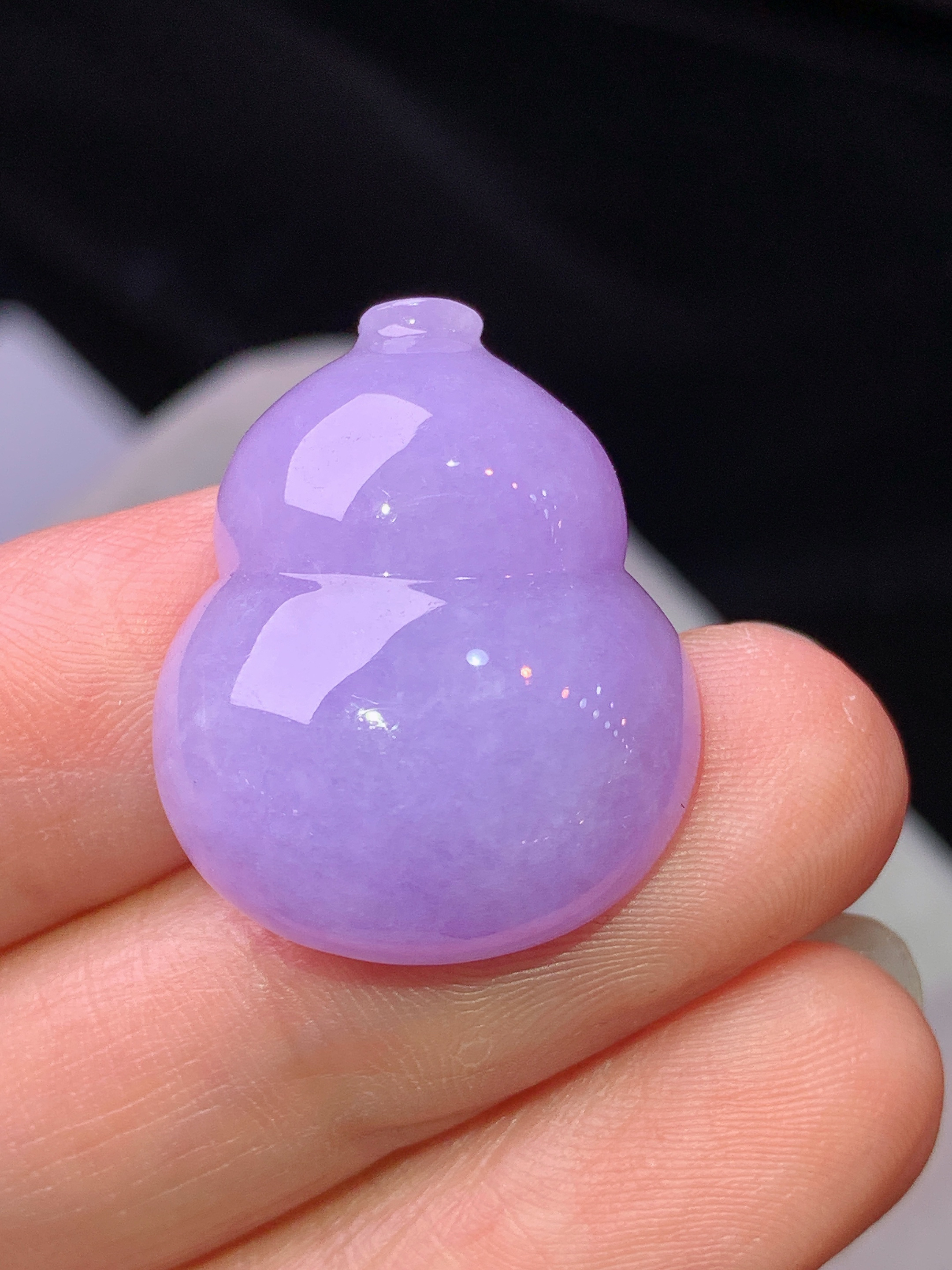 镶嵌款 紫罗兰葫芦吊坠 玉质细腻 色泽艳丽清新 水润亮眼 整体尺寸24*19.5*7m2