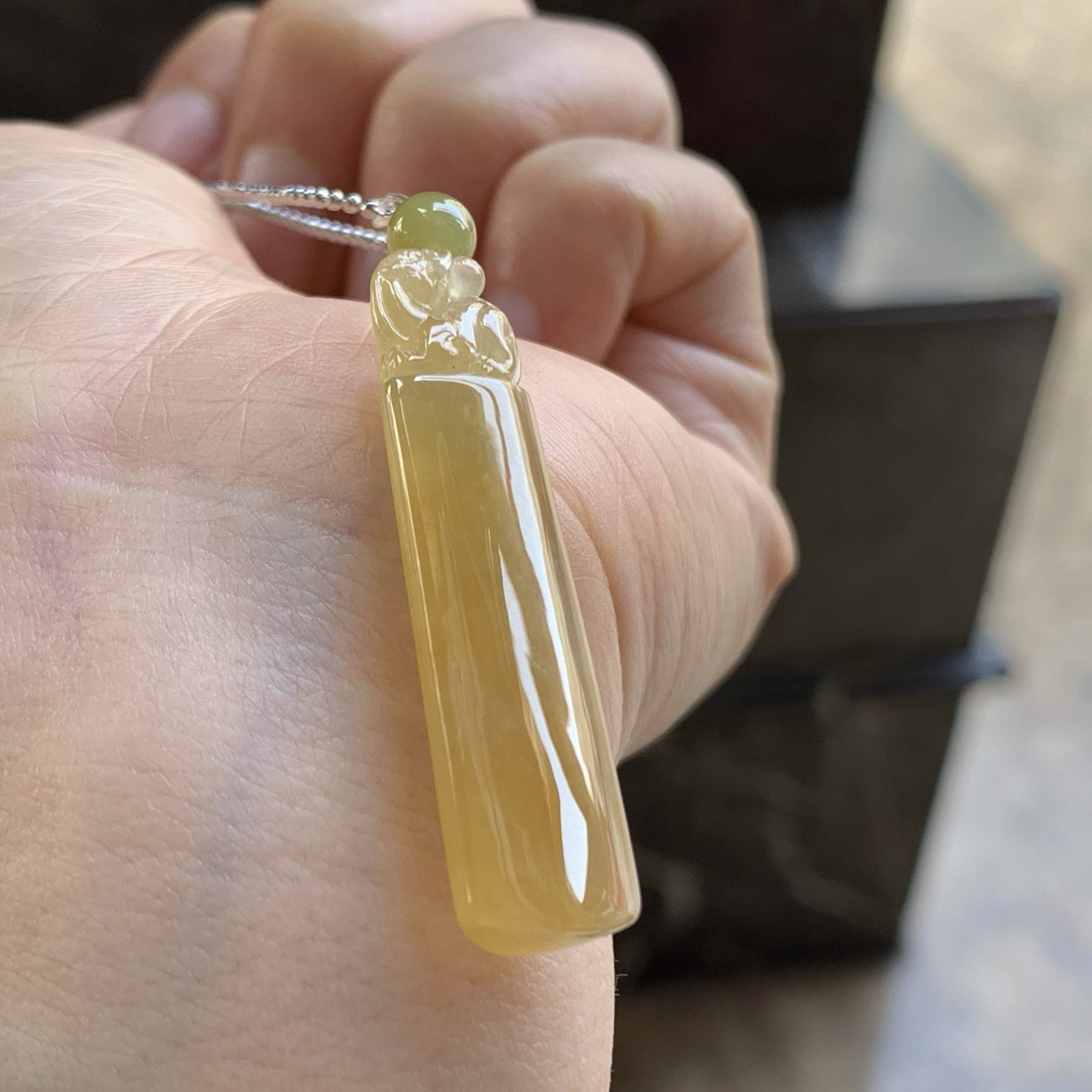 冰黄吊坠^_^起光