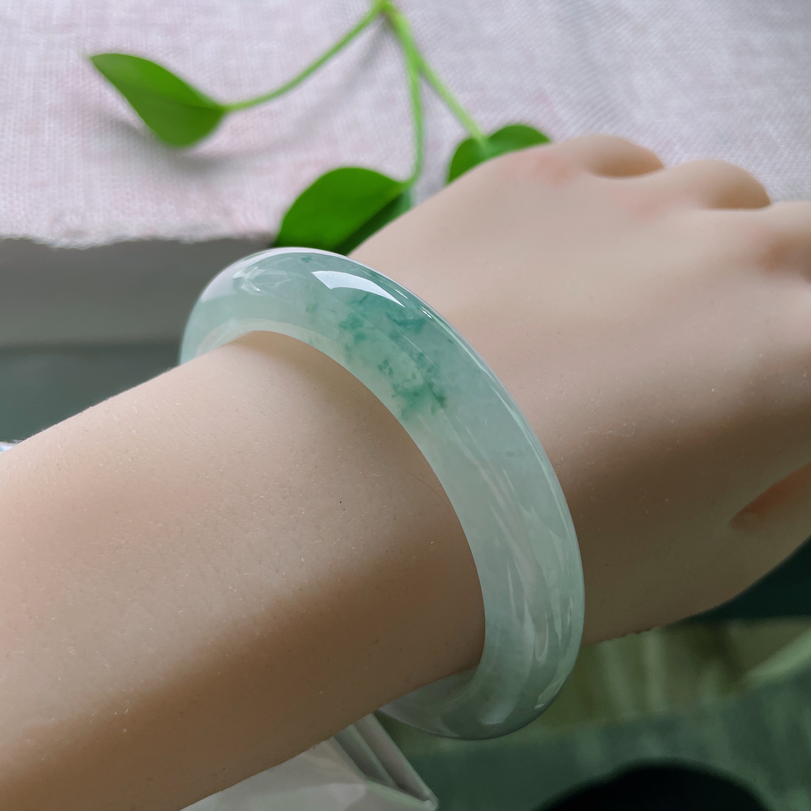 54.6/11.6/8.8飘花正圈，冰润细腻，种老，悠悠岁月，沁人心脾..