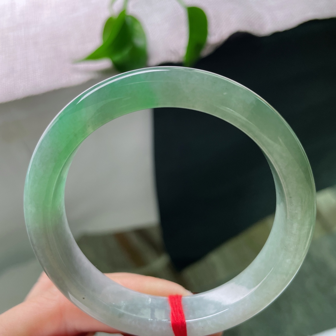 56.5/12/8.4绿底正圈，一念起，万水千山；一念灭，沧海桑田。无裂，ss50725a