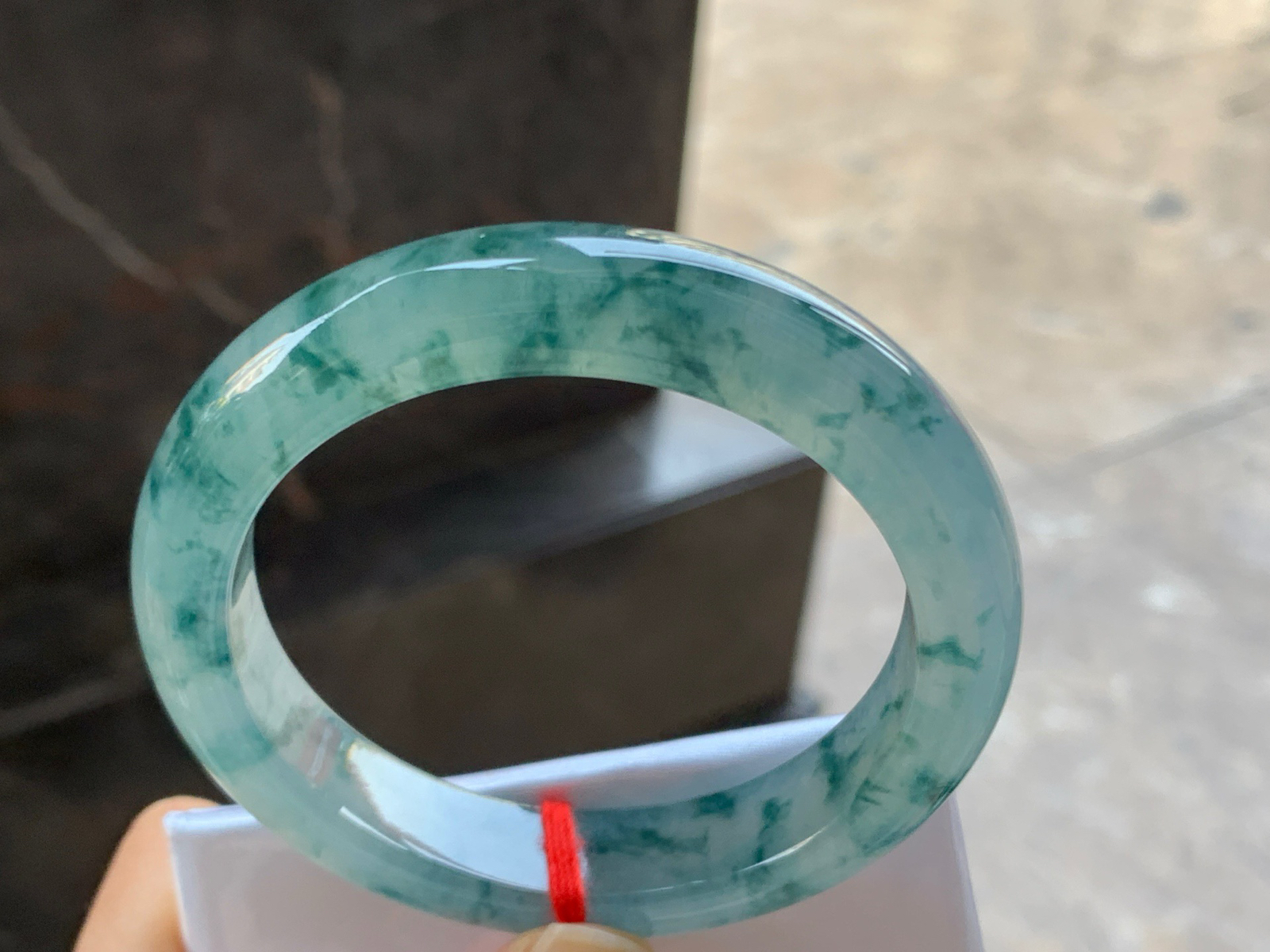 56-12.5-9.3

冰蓝花手镯^_^飘花浓郁