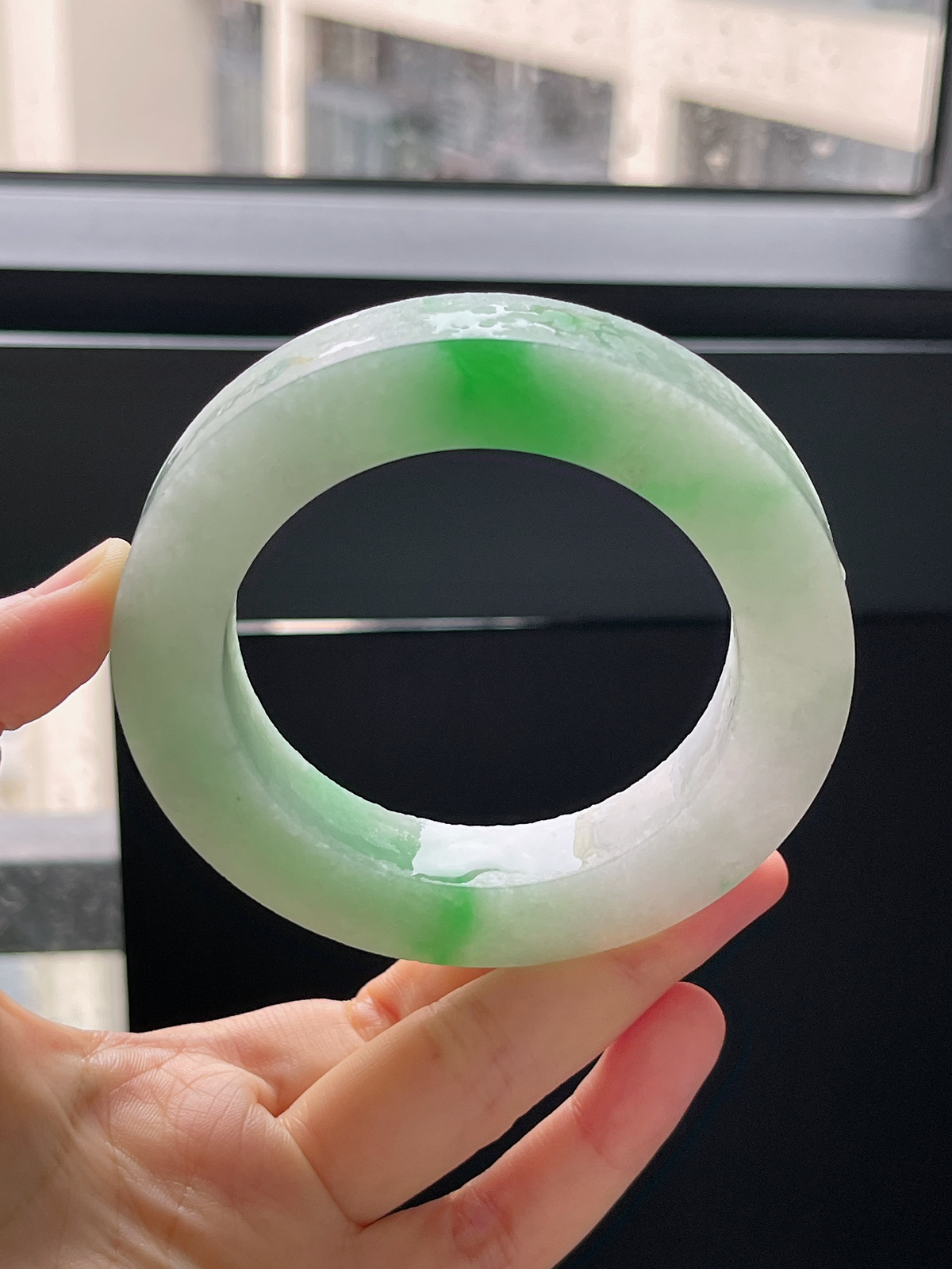 翡翠毛坯，⭕️正圈最大做66，圆条最大做62；最小做57.8