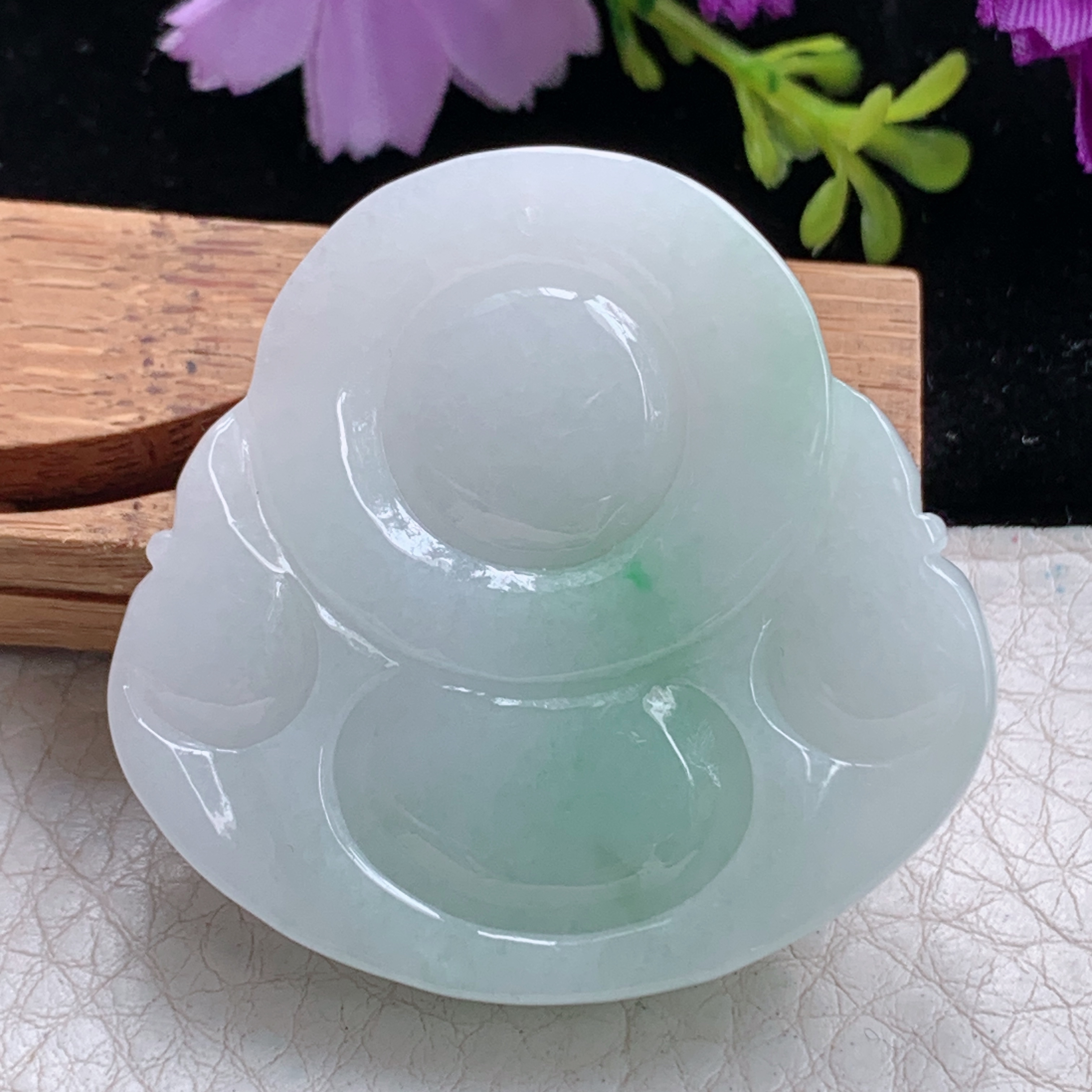 zen实拍43*44.8*11.8缅甸翡翠飘绿佛公吊坠大肚弥勒佛像项坠白底青