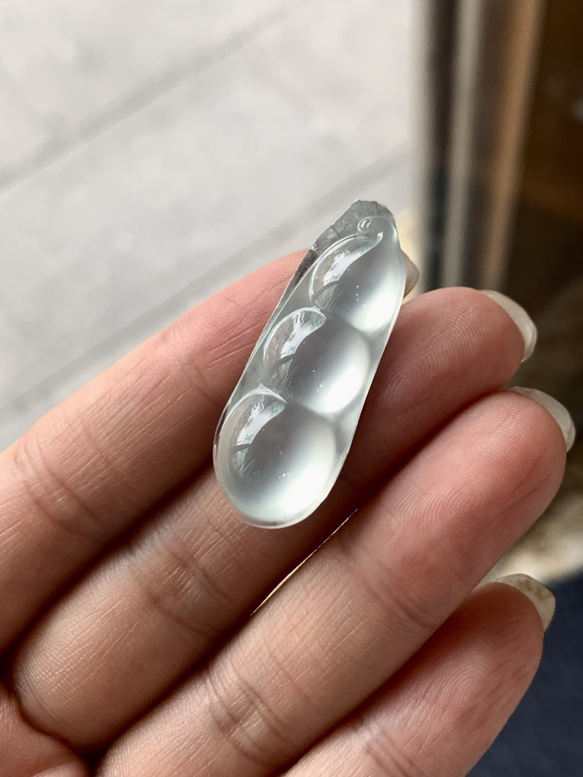 高冰福豆素件
裸石：34.5-13.8-7.2..