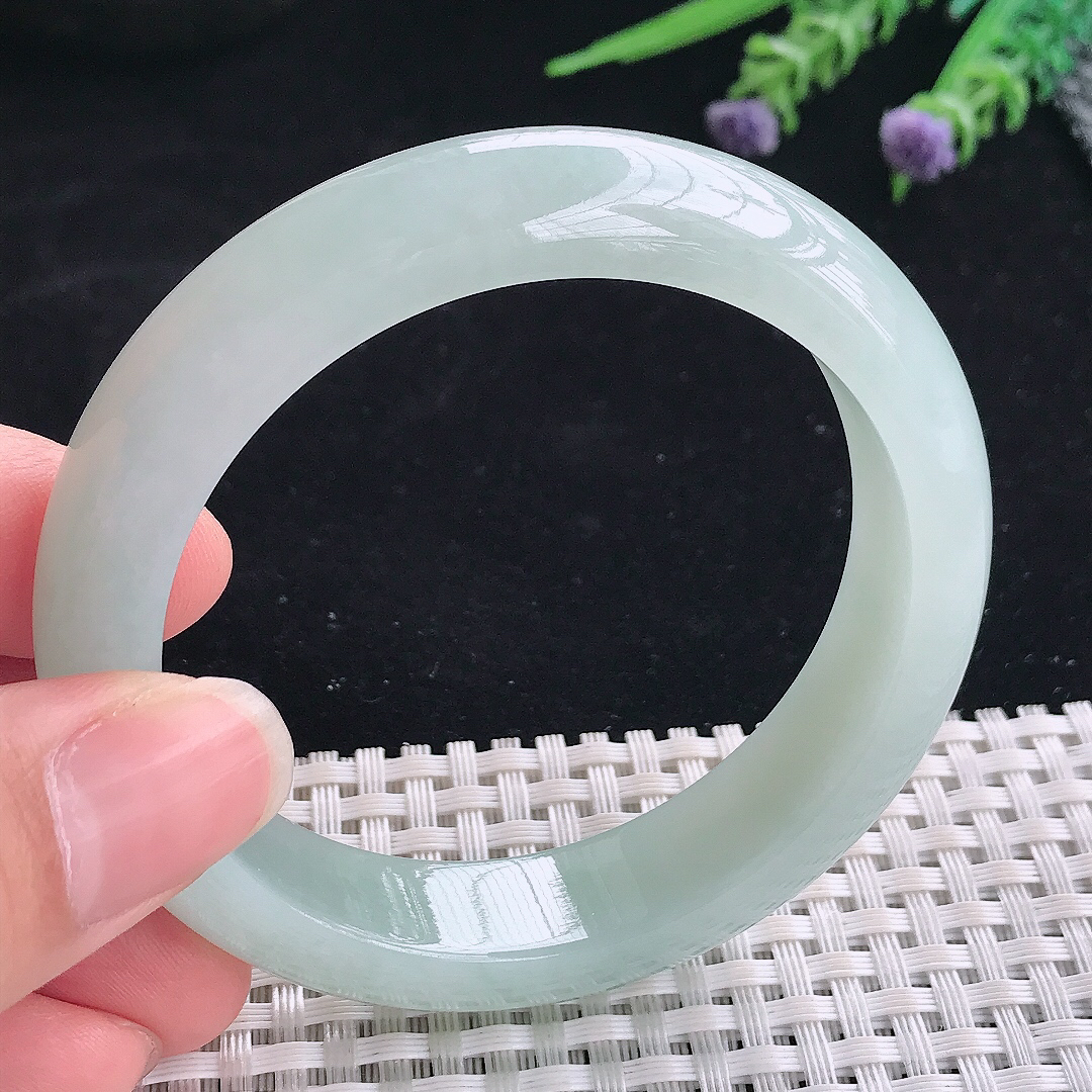 实拍A货翡翠55/13.3/8.5老坑冰润起胶冰晴绿手镯翡翠宽边玉镯平安镯美人镯