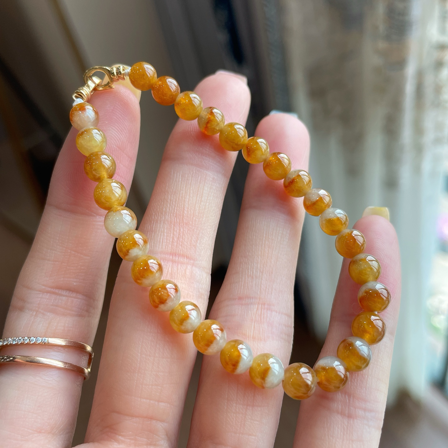 冰黄手串  18K  
尺寸：6/29颗