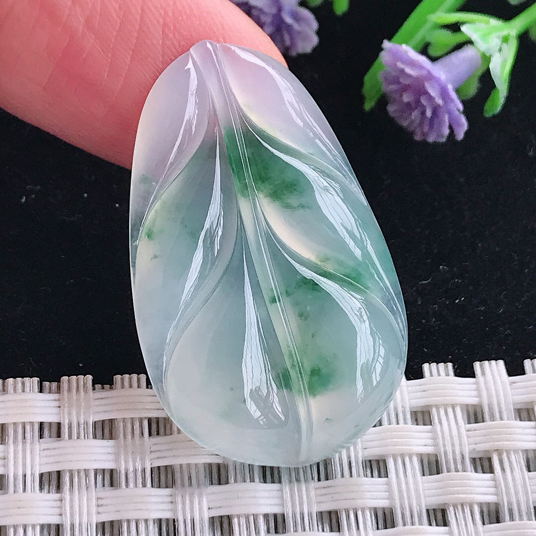 实拍A货翡翠33.4/20.6/4.7老坑冰种起胶冰飘花叶子吊坠镶嵌件