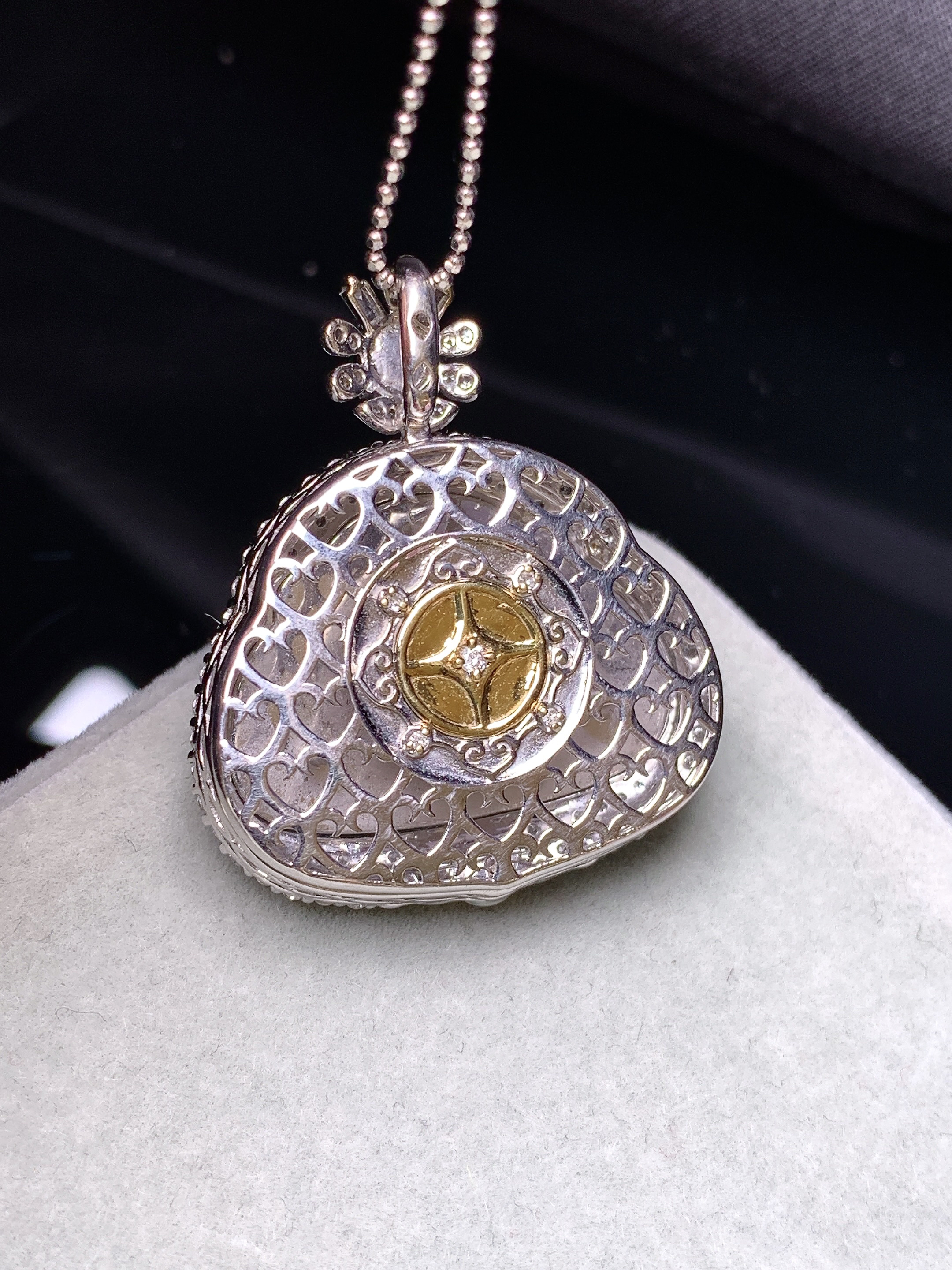 18k金钻镶嵌冰种财神爷吊坠 玉质细腻 水润亮眼 色泽艳丽 整体尺寸30.3*25.6*9.5k1