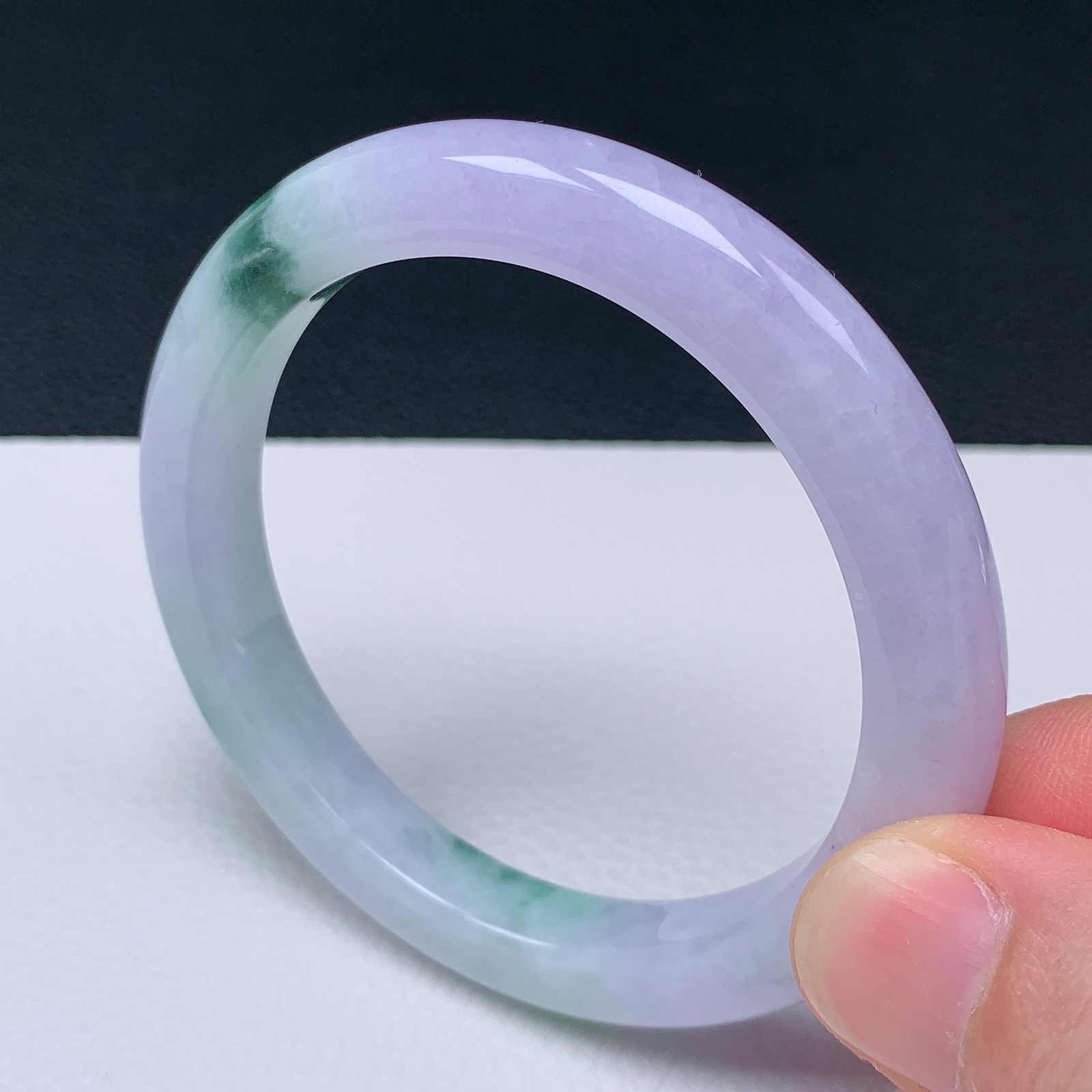 天然翡翠圈口56-57老坑冰透春彩紫罗兰手镯 玉质细腻 种水好 尺寸：56.3-8.8-8.3mm  M3