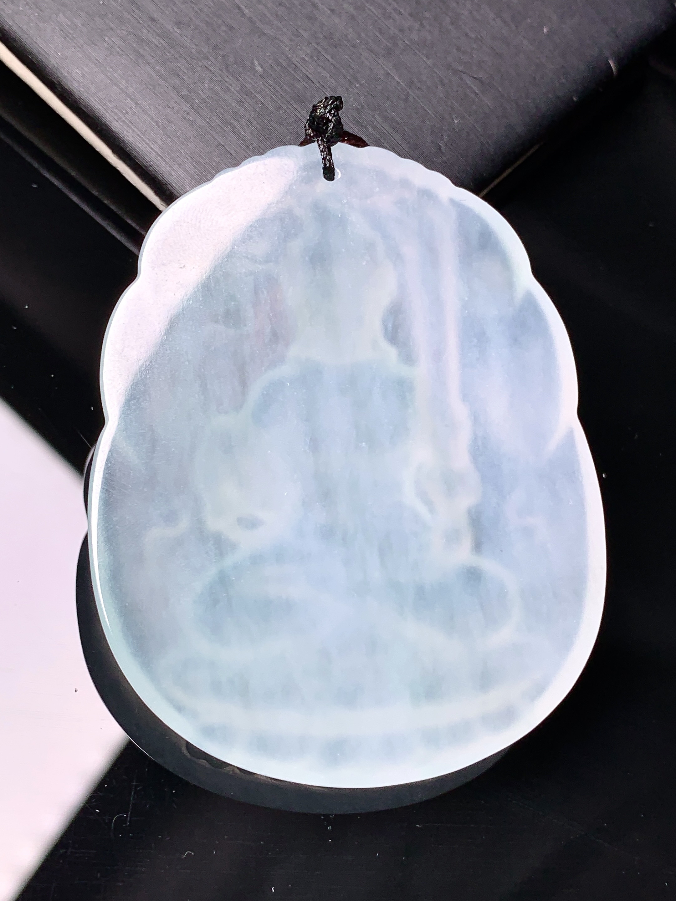 冰种不动明王吊坠 玉质细腻 水润亮眼 色泽艳丽 整体尺寸54*42.8*5.8b2