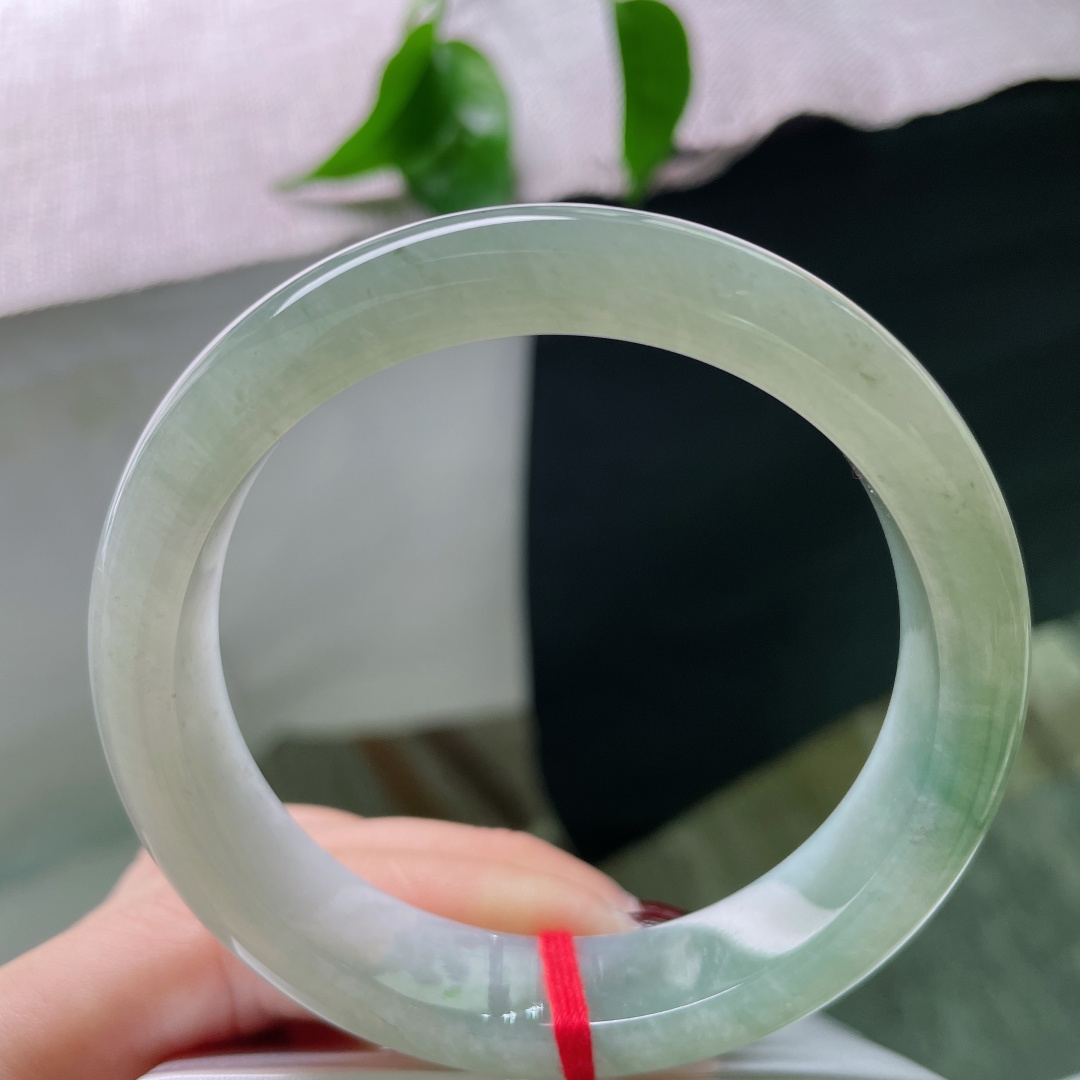 57.5/12.6/8.4，冰油正圈，种老，像时间凝冻的琥珀光，无裂，ss49699a