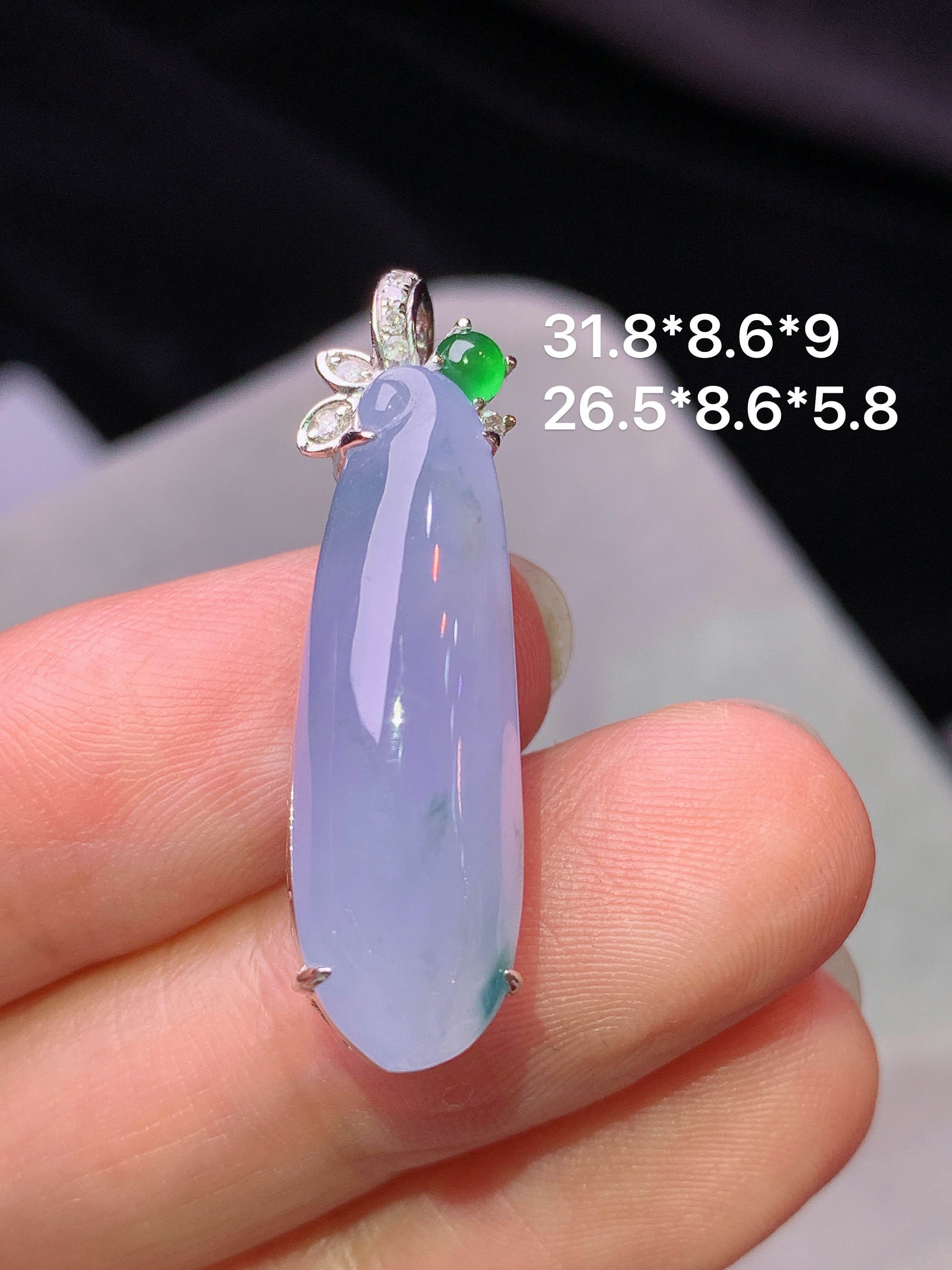 18k金钻镶嵌紫罗兰福瓜吊坠 玉质细腻 色泽艳丽清新 水润亮眼 整体尺寸31.8*8.6*9L2