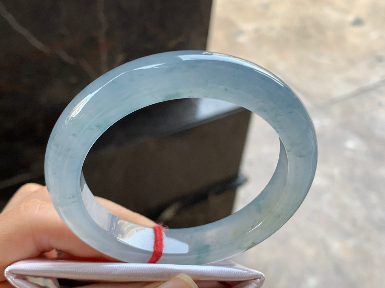 56.5-11.7-9.3

冰蓝手镯^_^种水好