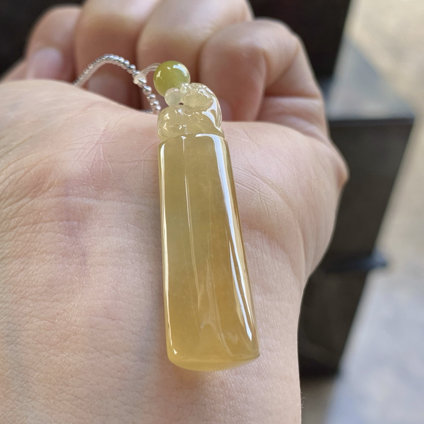 冰黄吊坠^_^起光