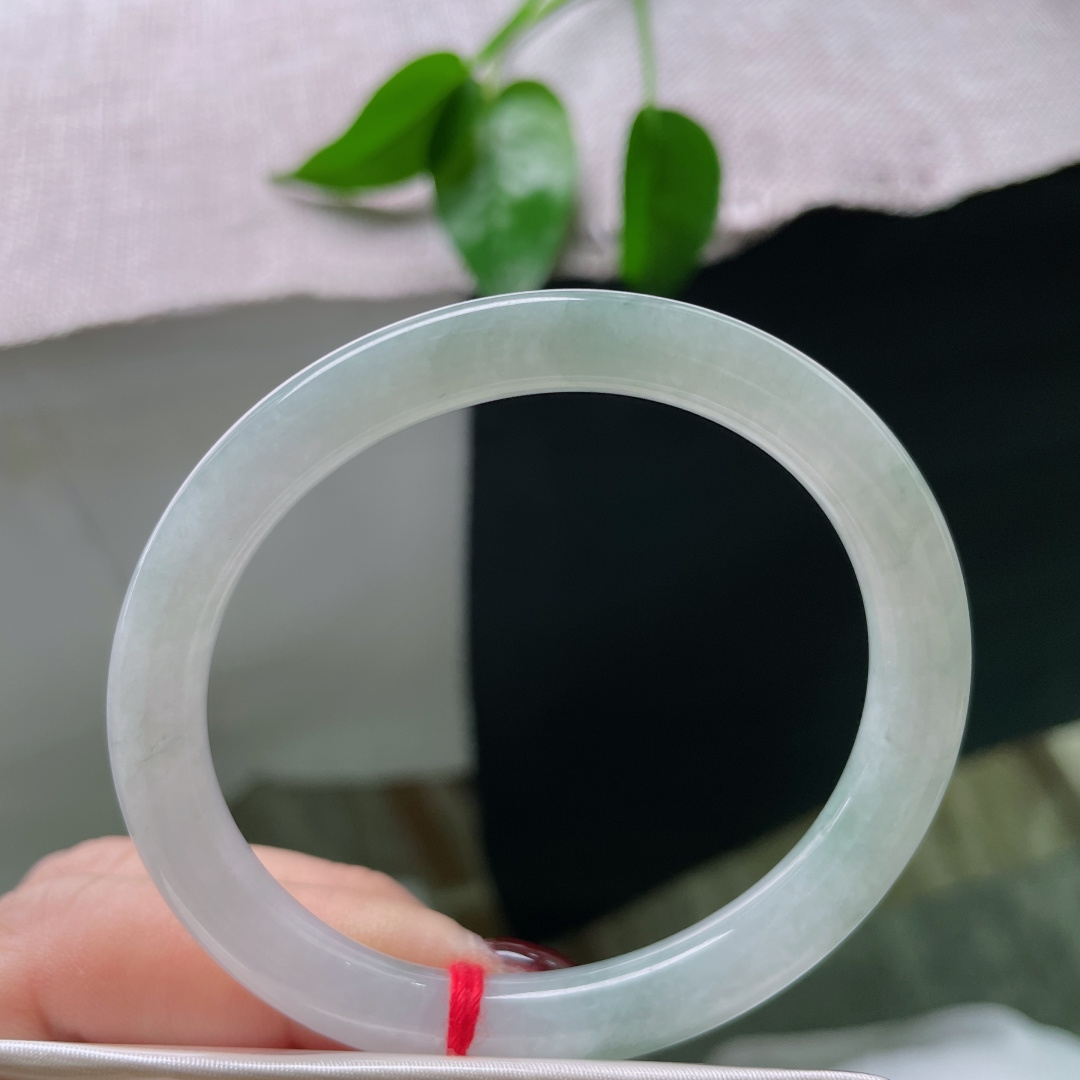 53.5（47.7）7.8，淡绿底贵妃，水头好，种老，温柔，小清新，皮纹，ss50362a