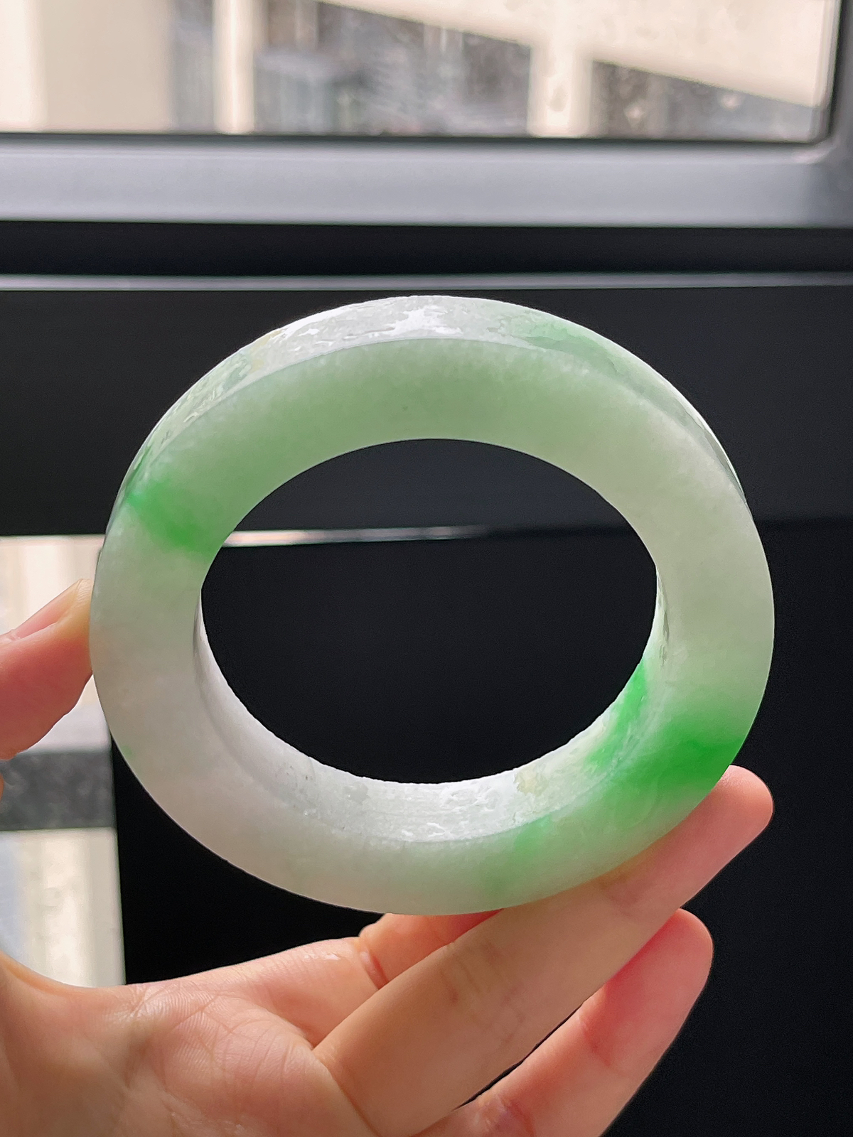 翡翠毛坯，⭕️正圈最大做66，圆条最大做62；最小做57.8